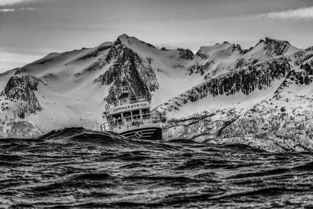 Photo drake passage roughest