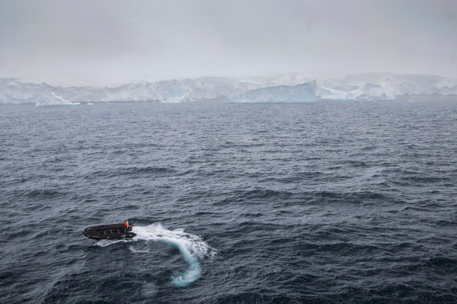 Photo drake passage death 2022