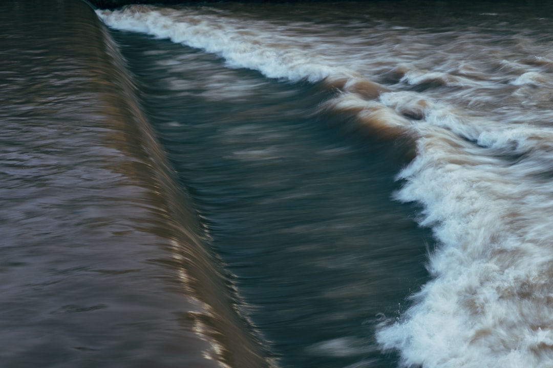 Photo drake passage waves