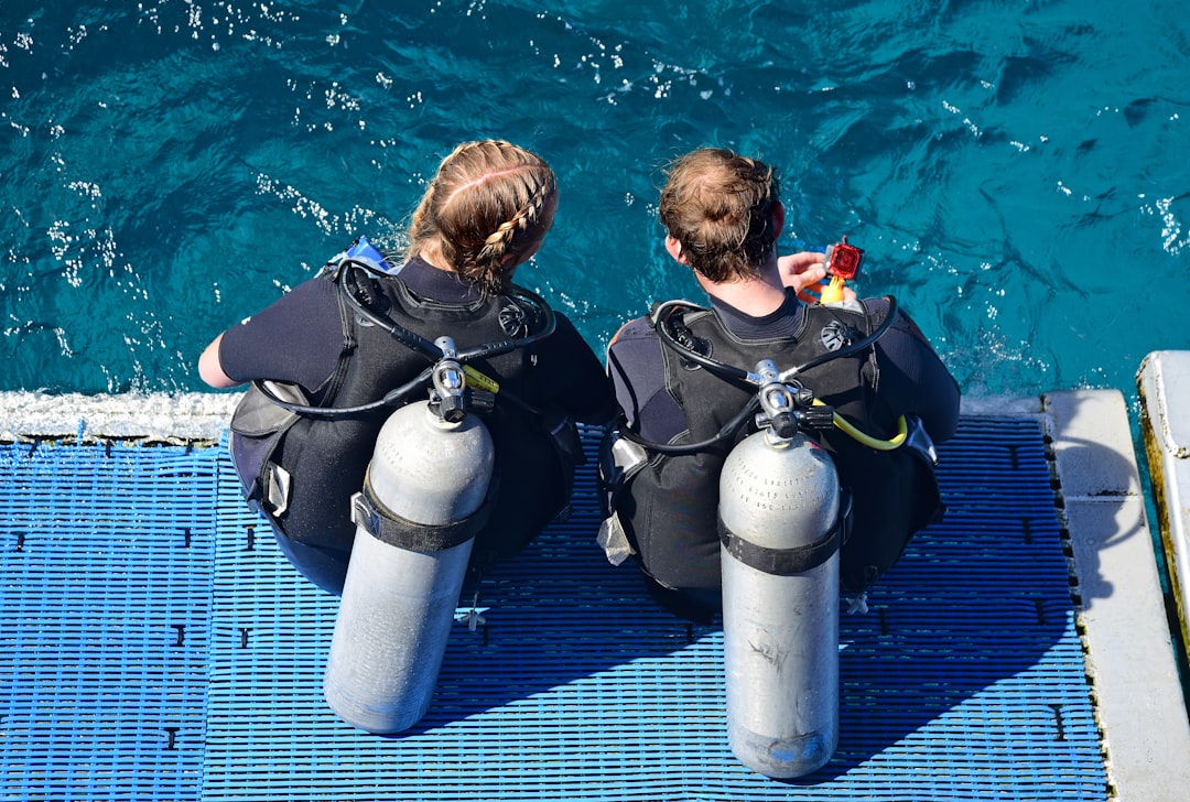 Photo scuba diving