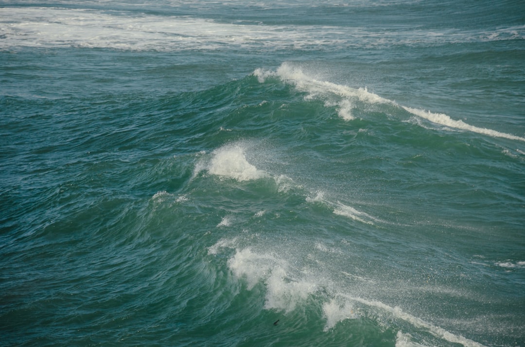 Photo drake passage waves