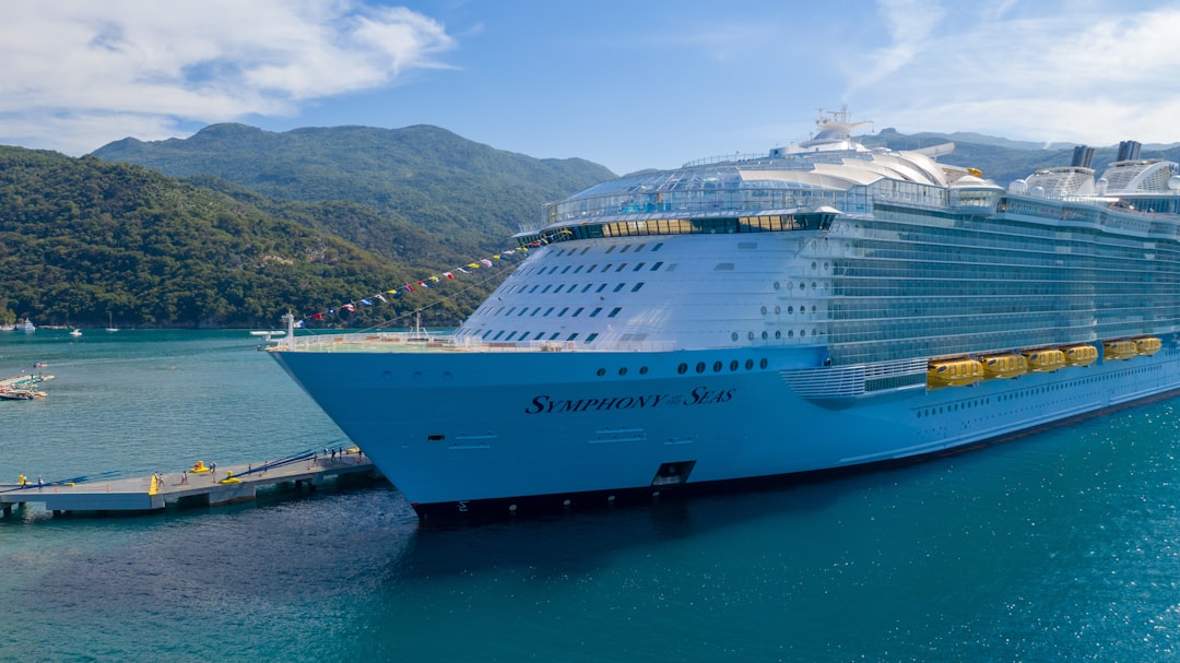 Photo cruise ship