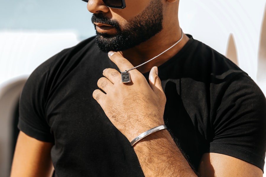 Photo drake vs drake navy issue