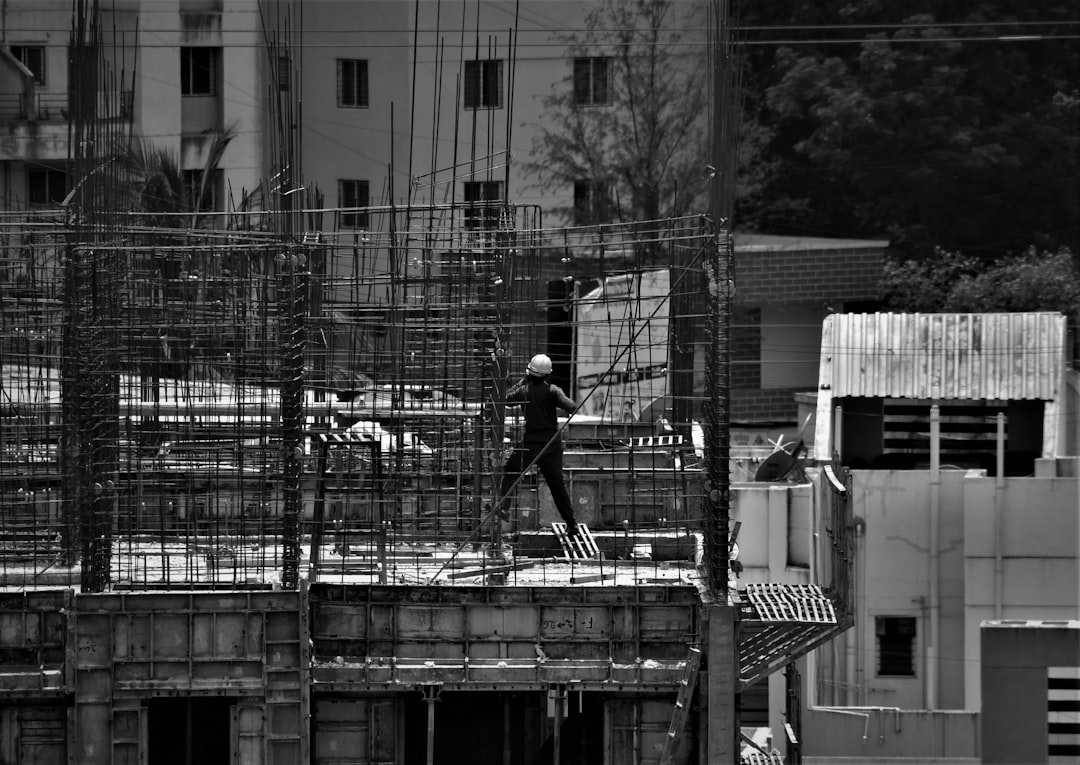 Photo construction noise