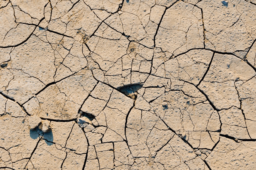 Photo aquifer depletion