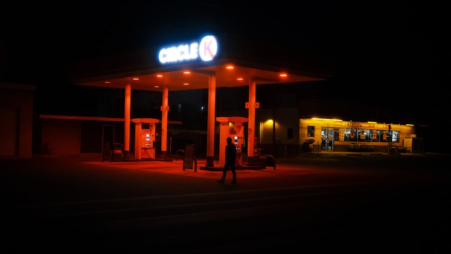 Photo Hormuz closure gas prices