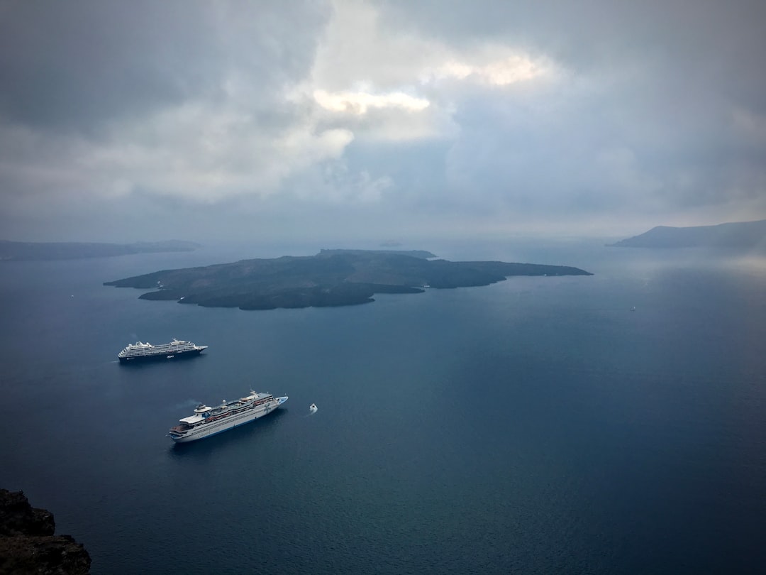 Photo cruise ships, drake passage