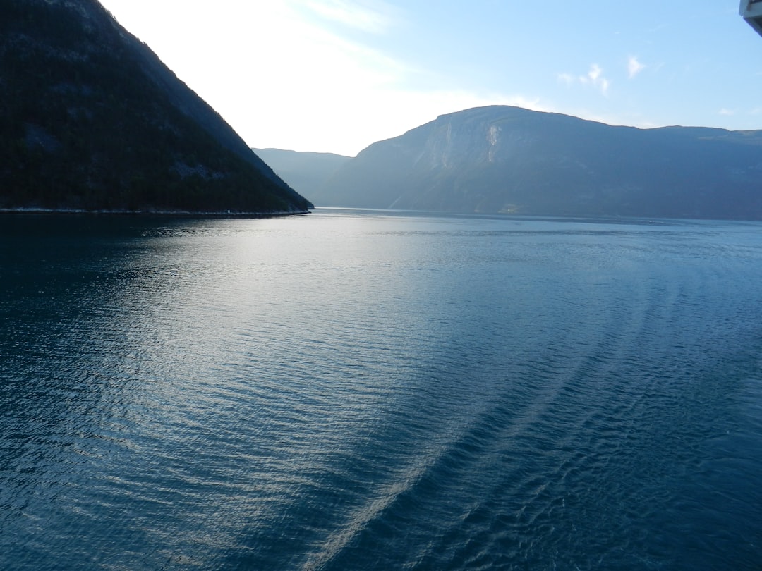 Photo drake passage lake