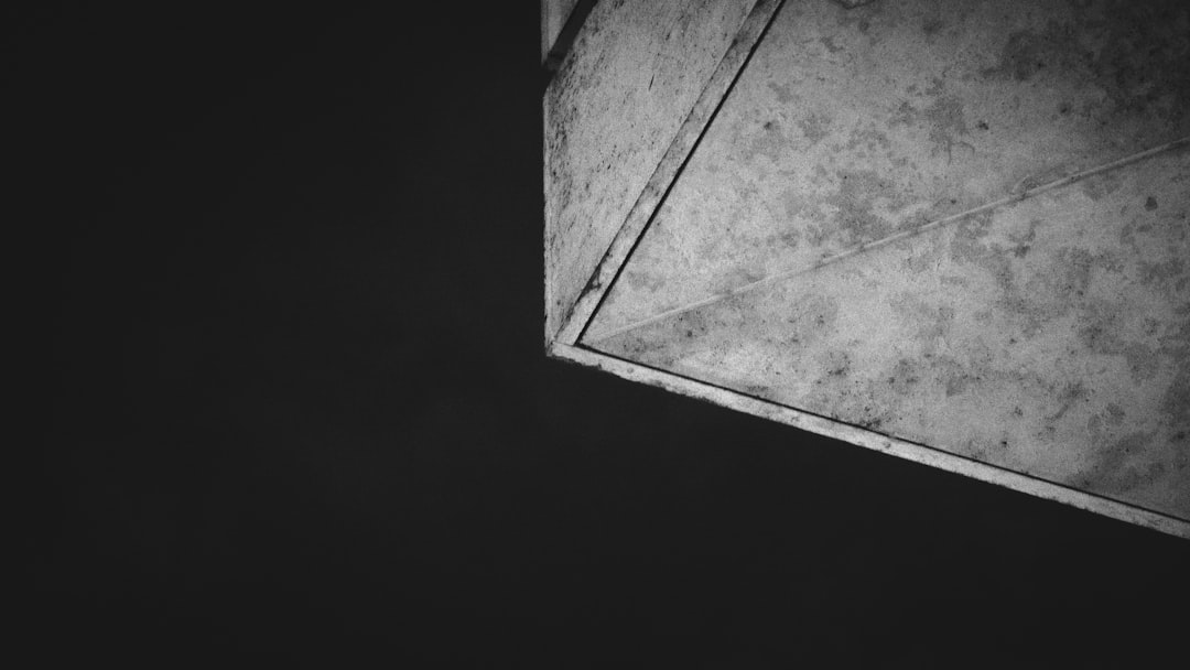 Photo satellite disruption