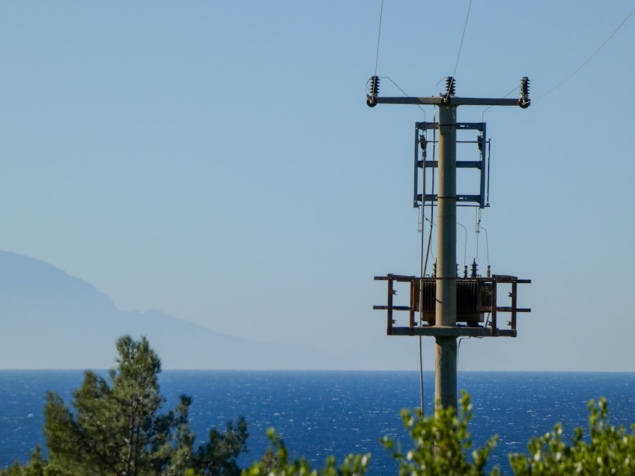 Photo power transformer