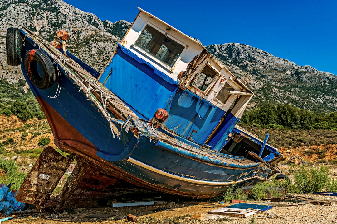 Photo mediterranean ecosystem collapse indicators