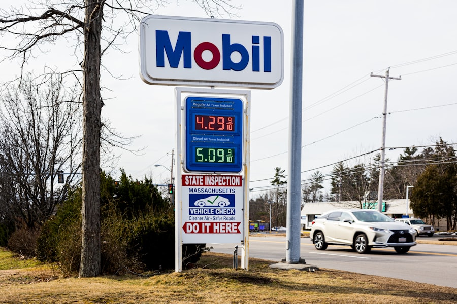 Photo oil pricing mechanisms