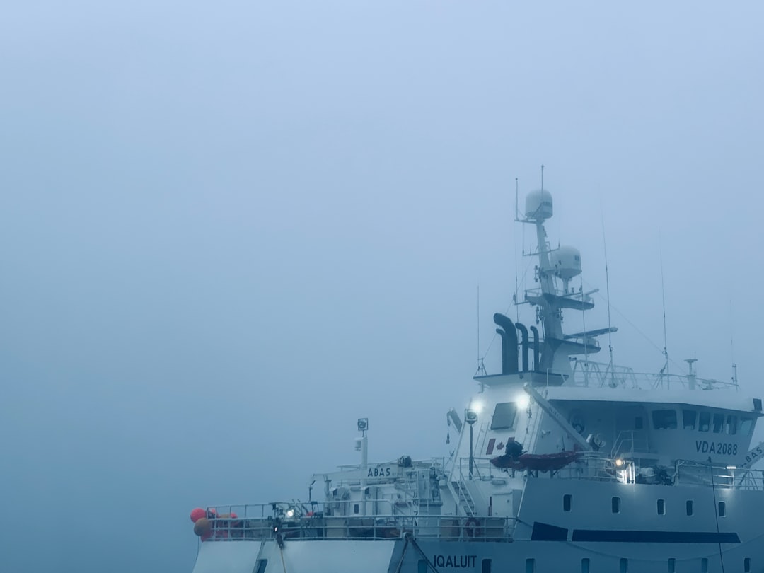 Photo military surveillance ocean floor