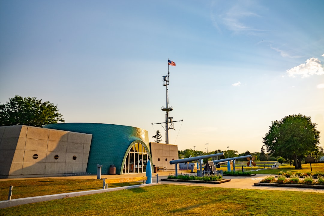 Photo data centers, great lakes water