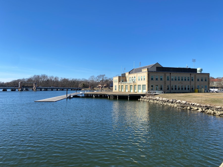 Photo data centers, great lakes water
