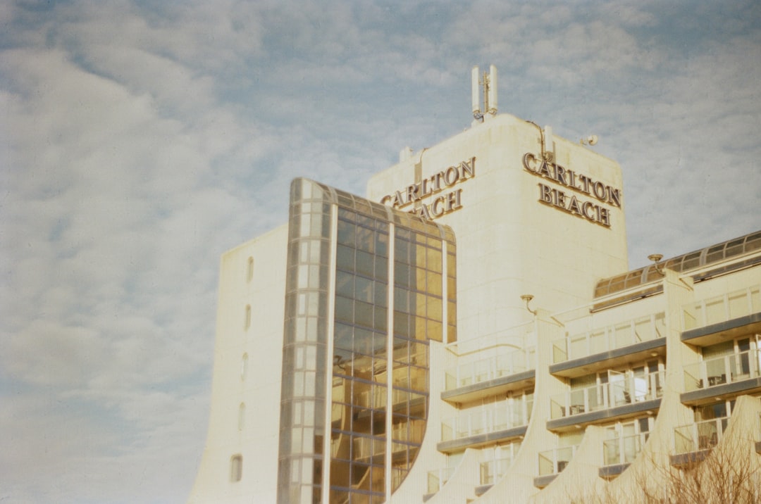 Photo Hudson Street carrier hotel