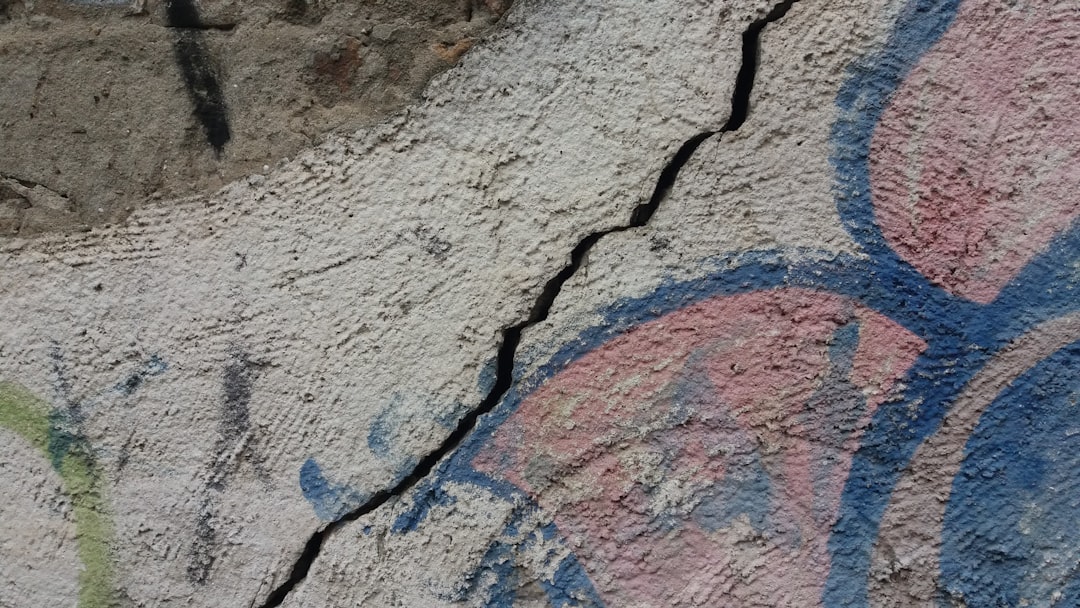 Photo seismicity concerns
