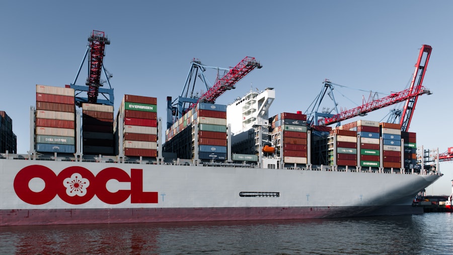 Photo shipping routes