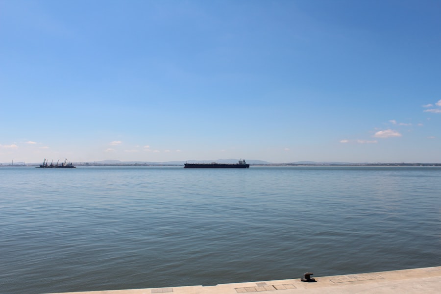 Photo suez canal oil tankers