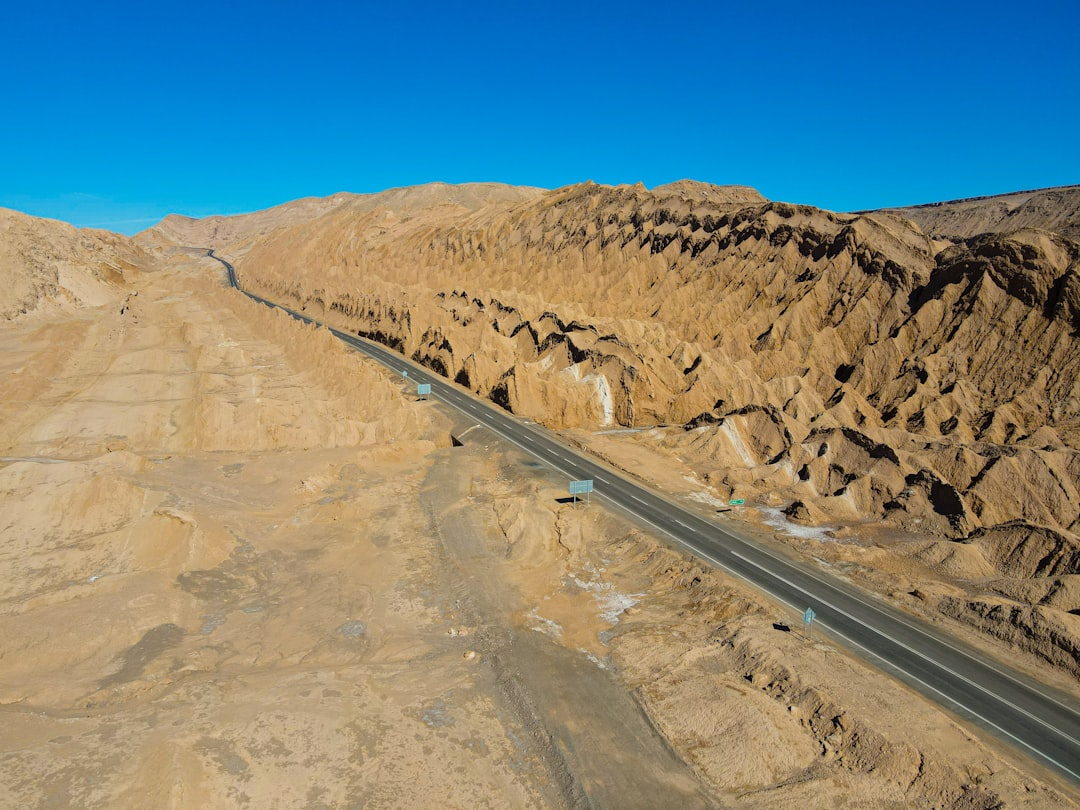 Photo suez canal alternative corridors