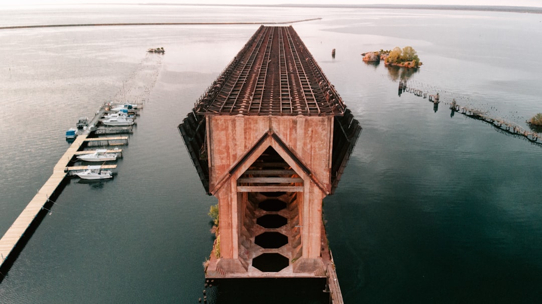 Photo Great Lakes water return flow conditions