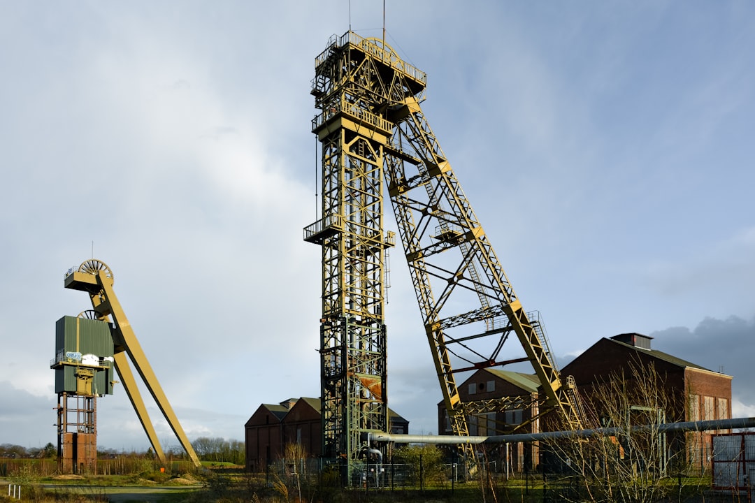 Photo mining royalties