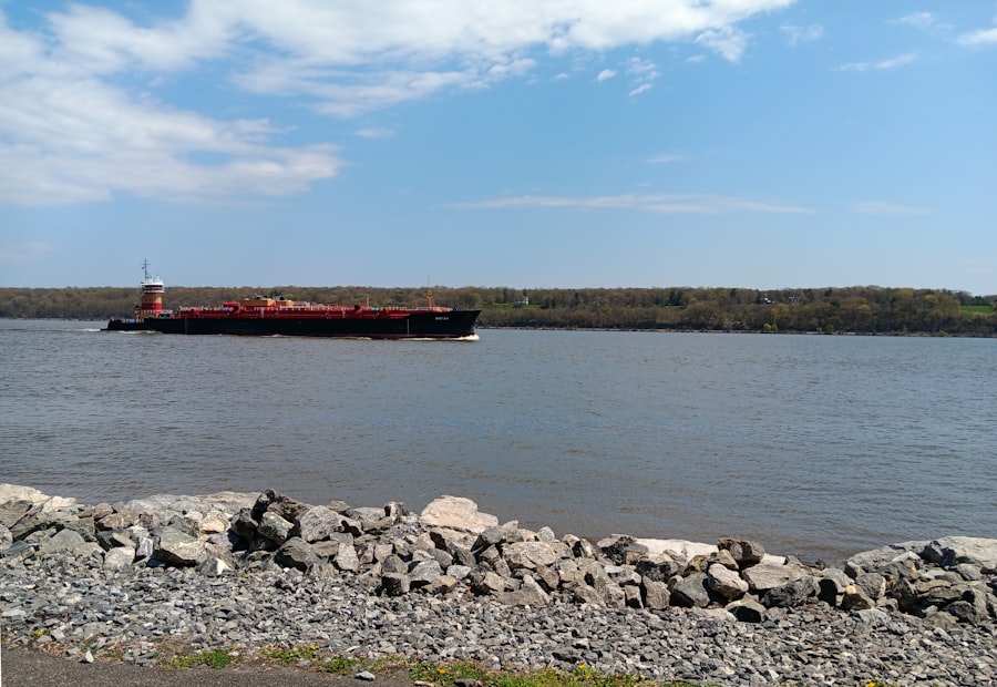 Photo mississippi river freight rate volatility