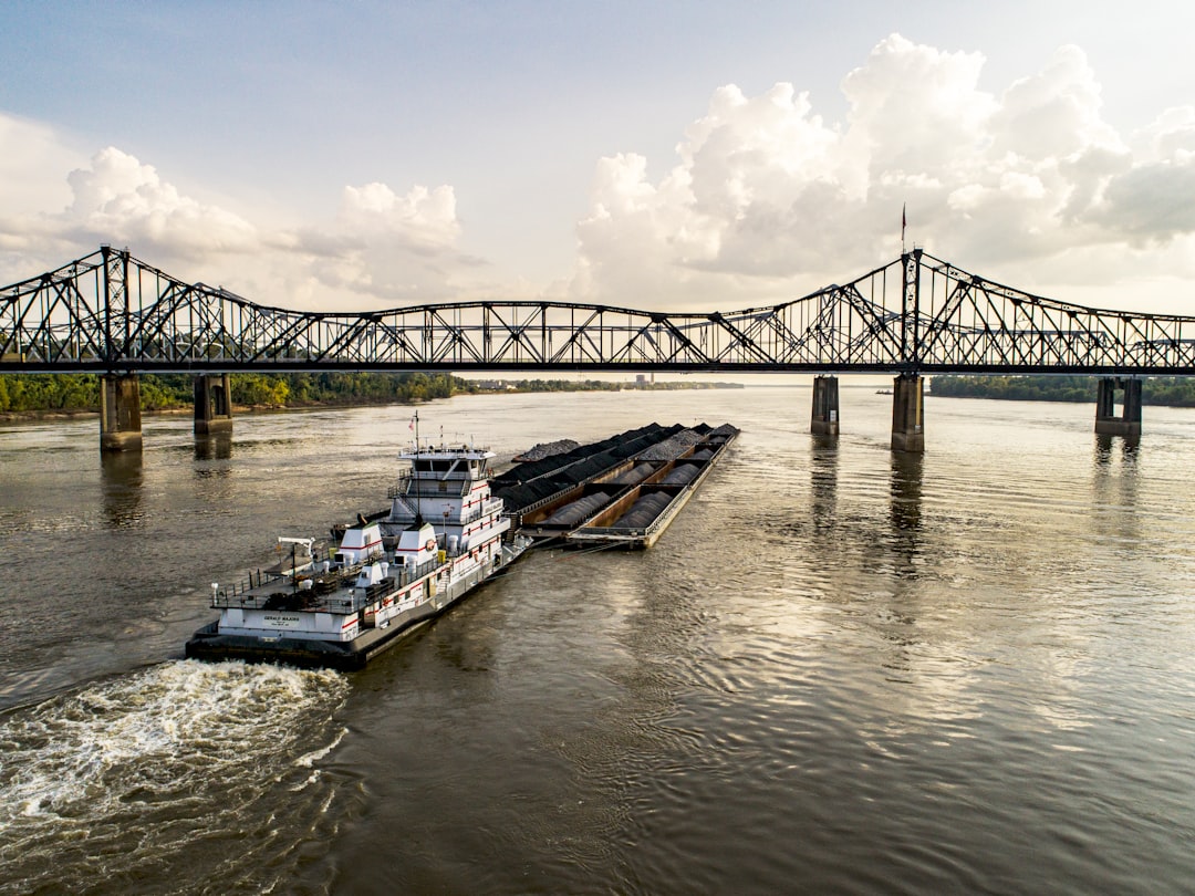 Photo mississippi river port closure risk