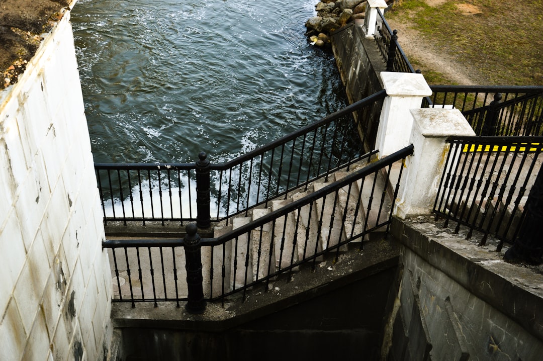 Photo freshwater locks scarcity premium