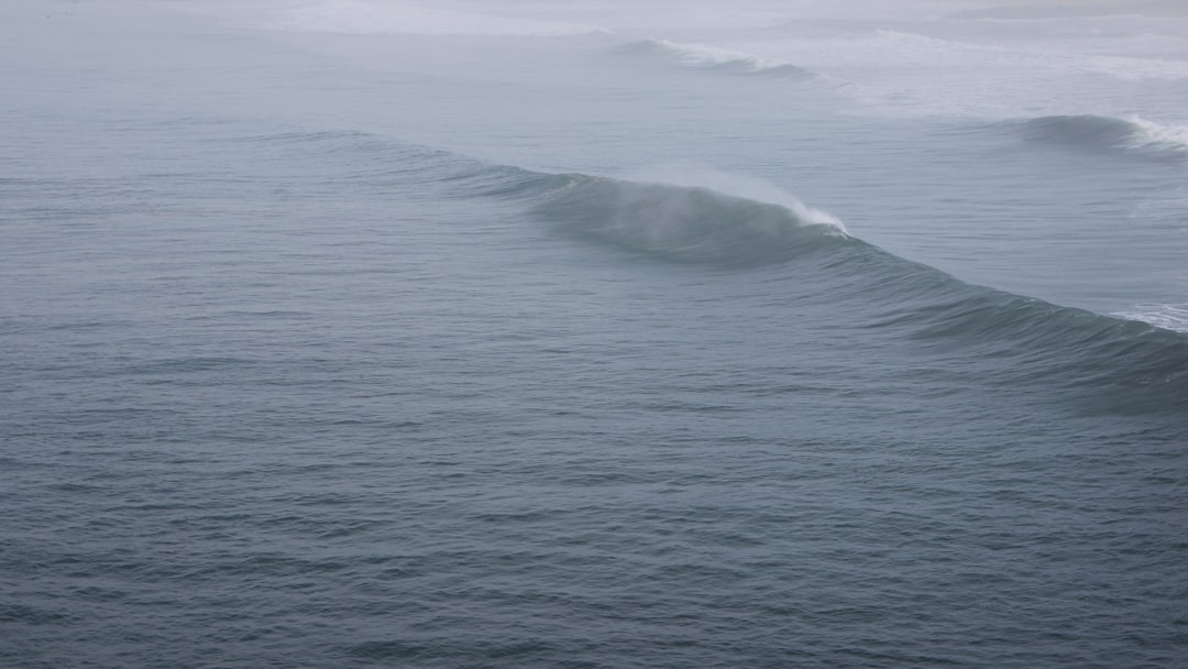 Photo rogue wave risk