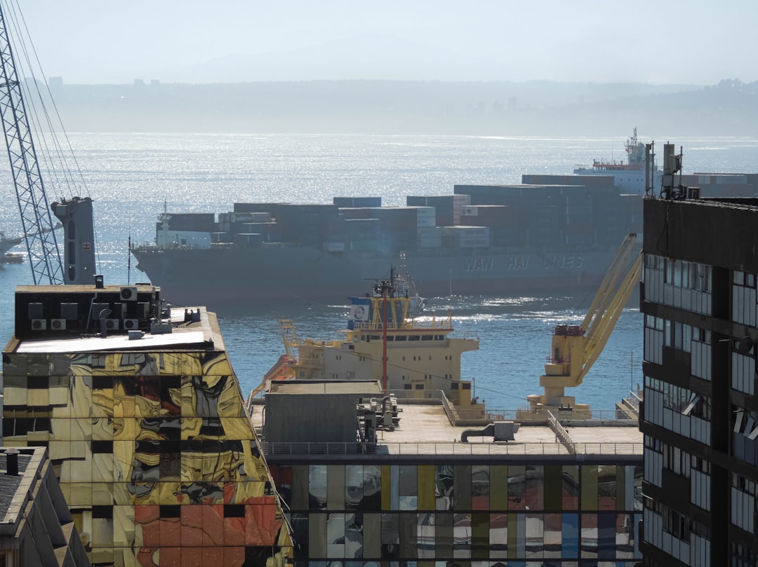 Photo asymmetric warfare maritime trade