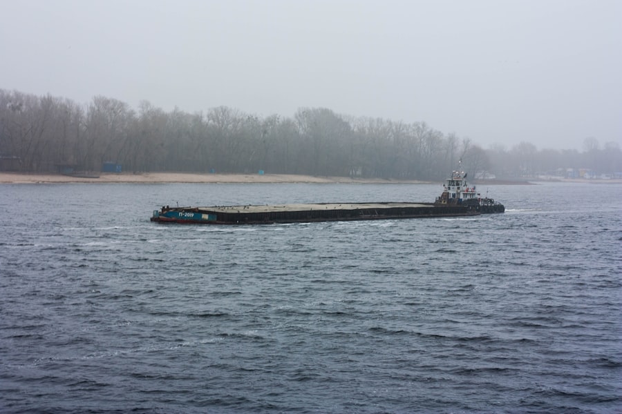 Photo river barge draft limits