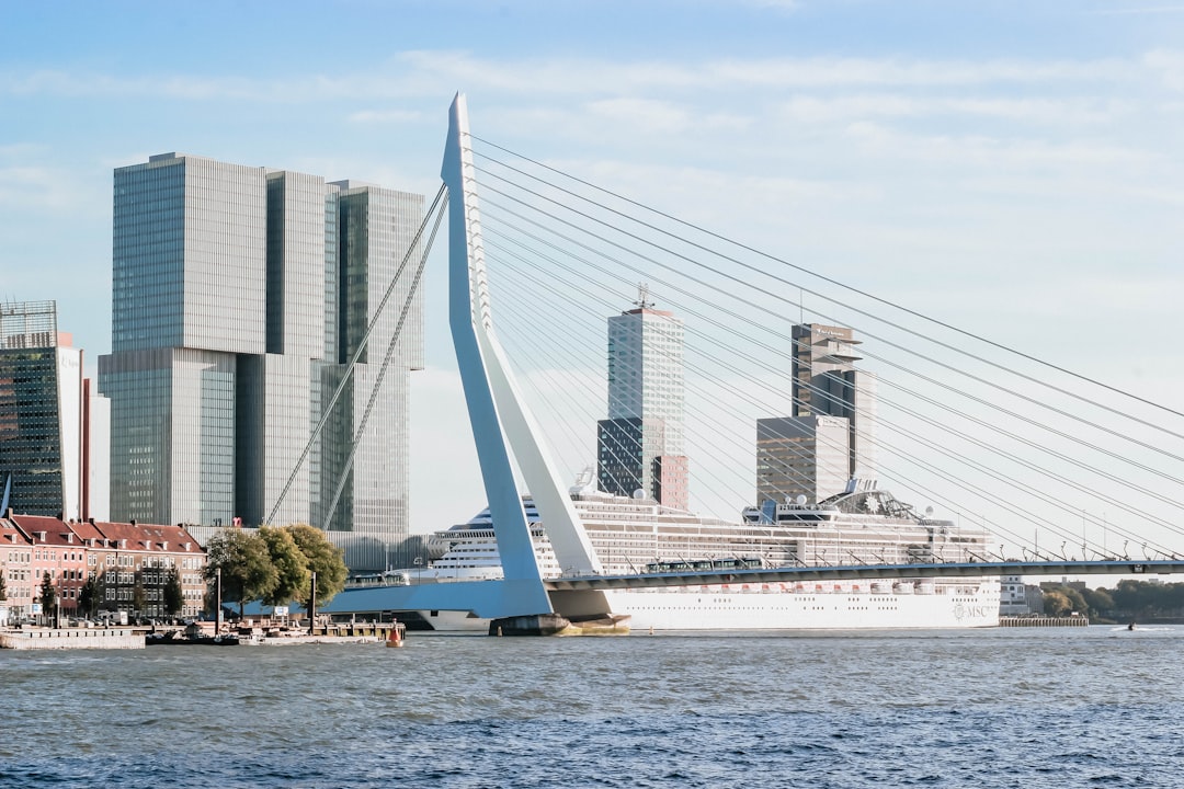 Photo rotterdam inland navigation