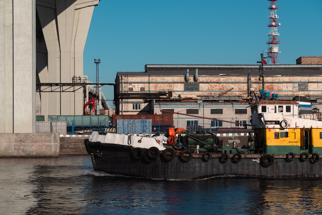 Photo barge lightening operations
