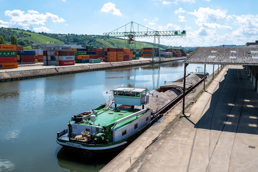 Photo Panama Canal transit auction cost