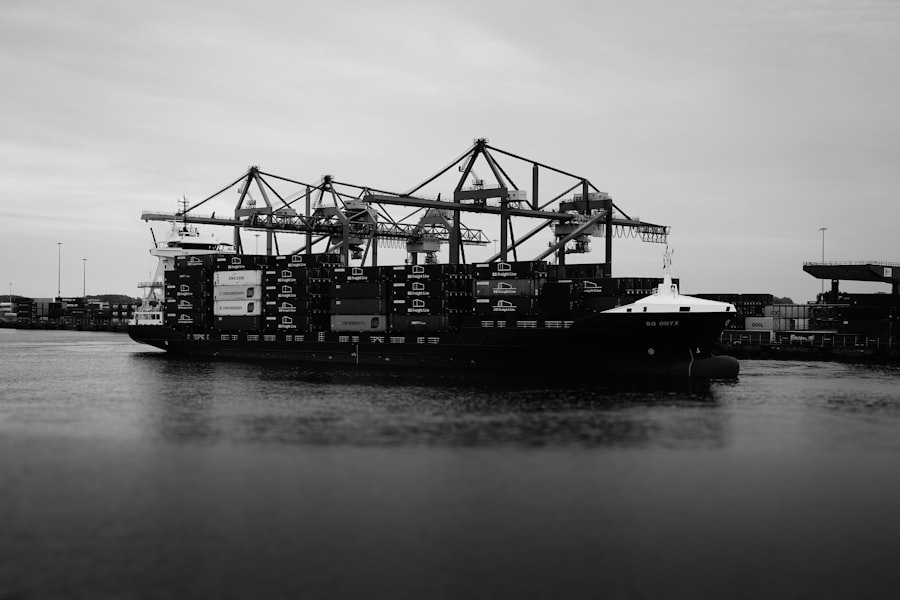 Photo shipping industry