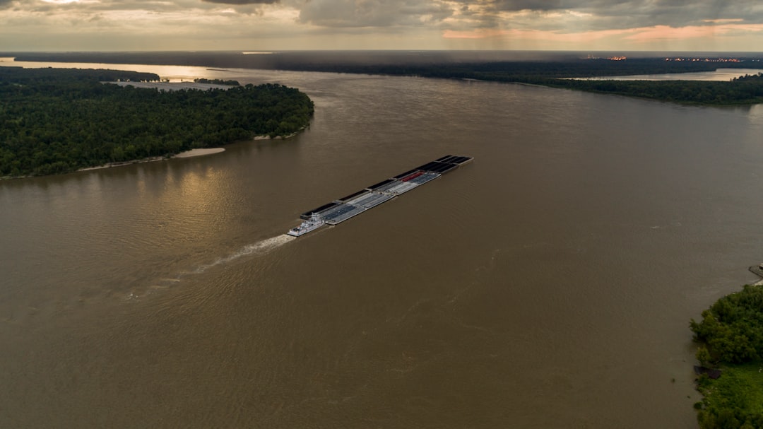 Photo mississippi river infrastructure failure