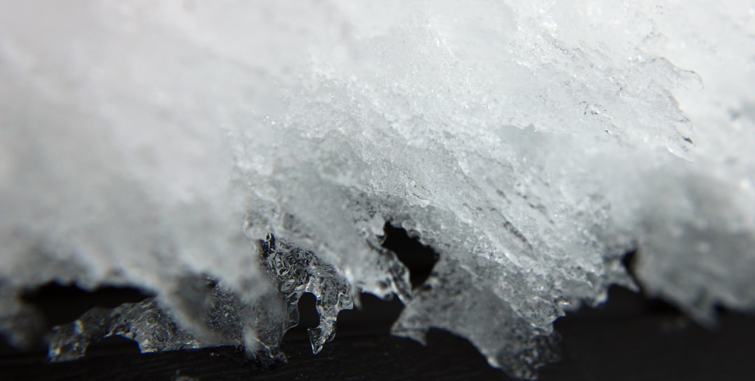 Photo lithium extraction