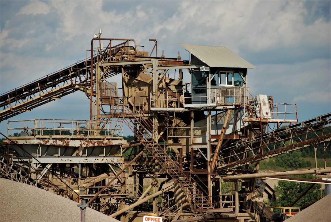 Photo phosphate mining