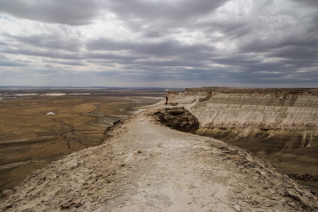 Photo kazakhstan maritime border security mudflats