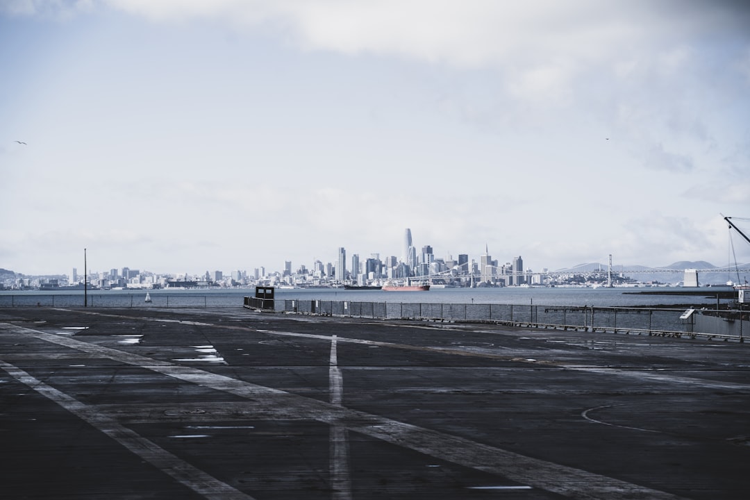 Photo naval buildup