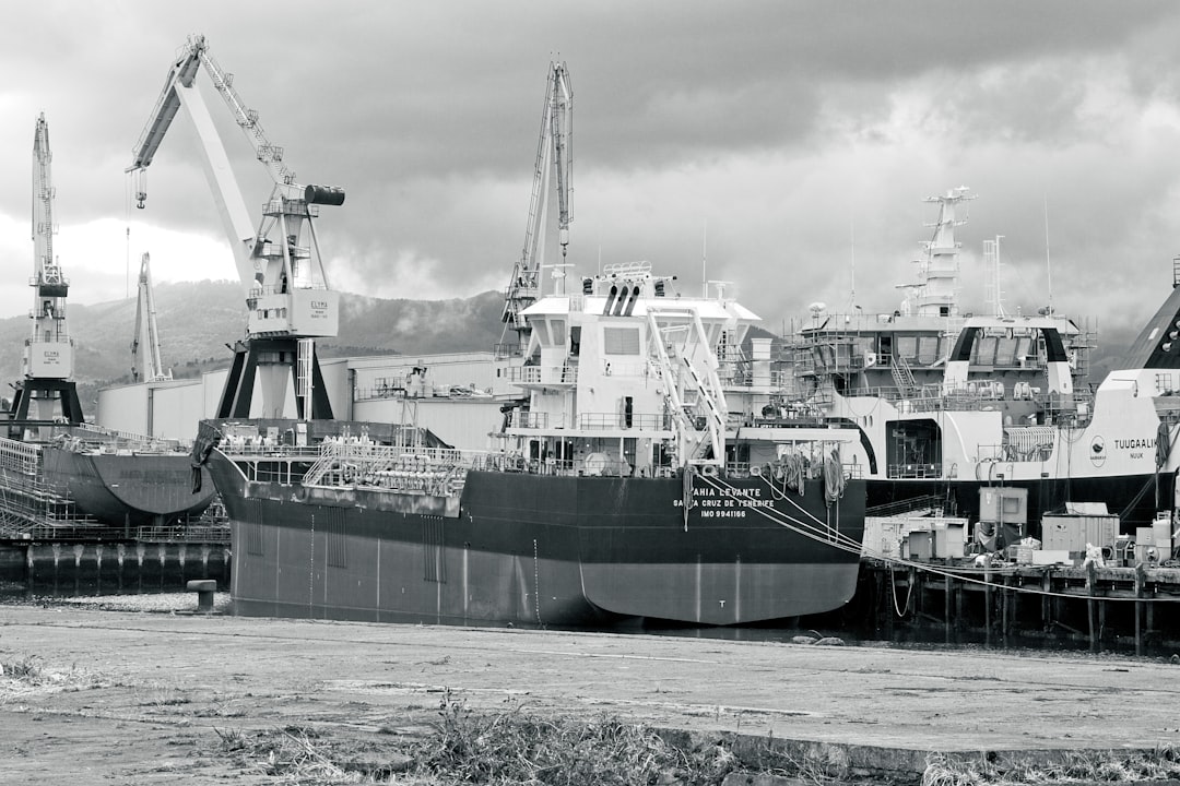 Photo Decommissioning liabilities