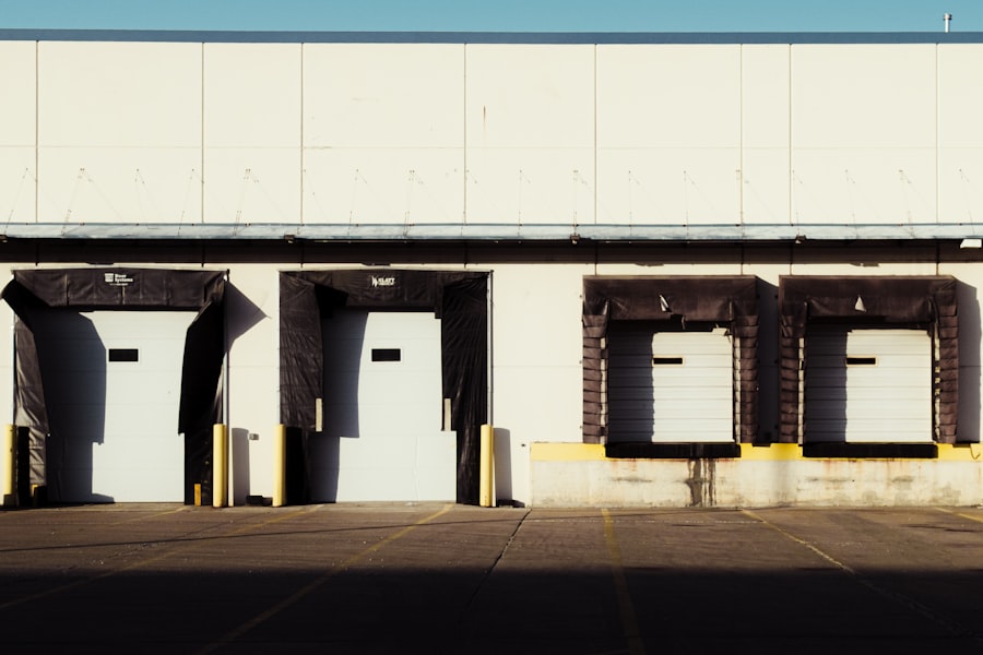 Streamlining Logistics: How Cross Docking Works