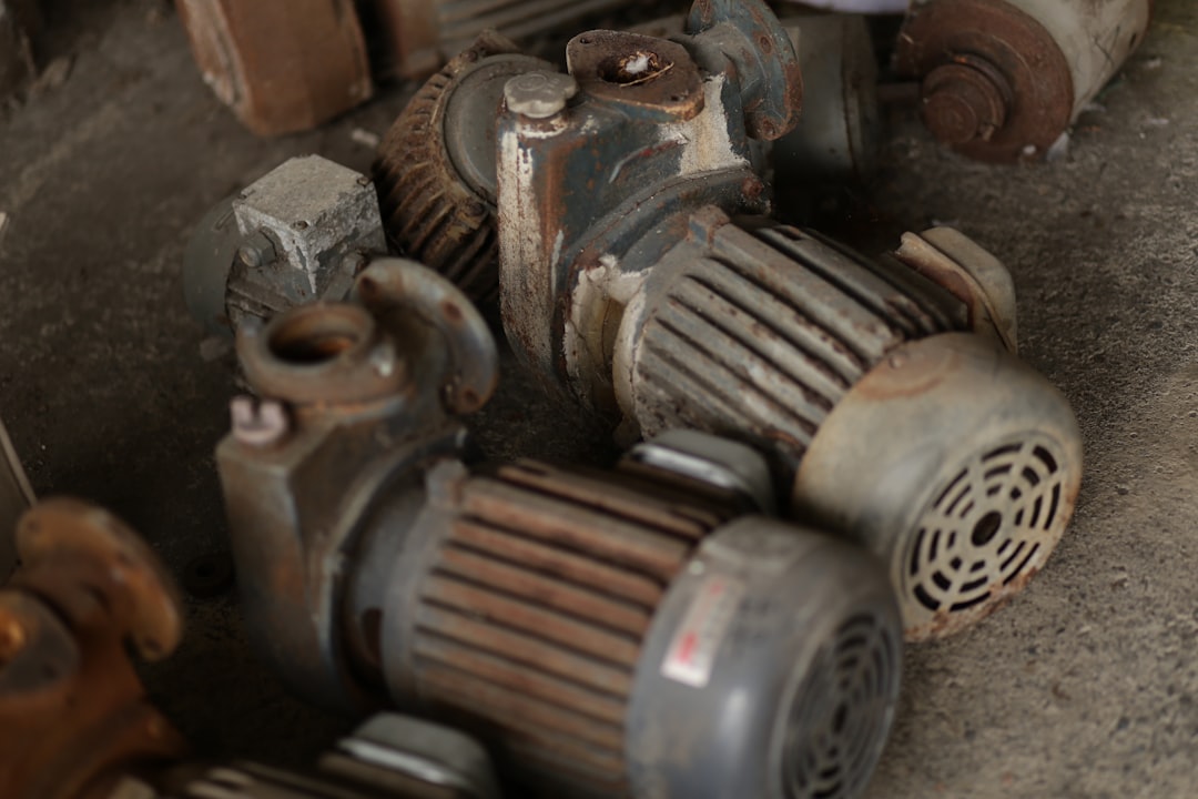 Photo electric motors