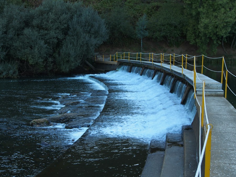 Photo riverbank protection engineering limitations