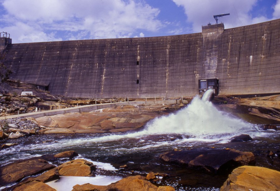 Photo natural dam breach risk