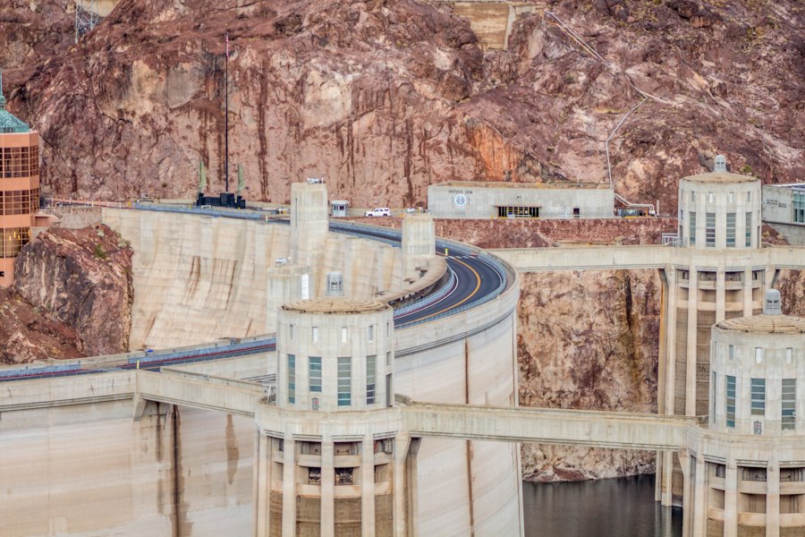 rockslide dam formation mechanism