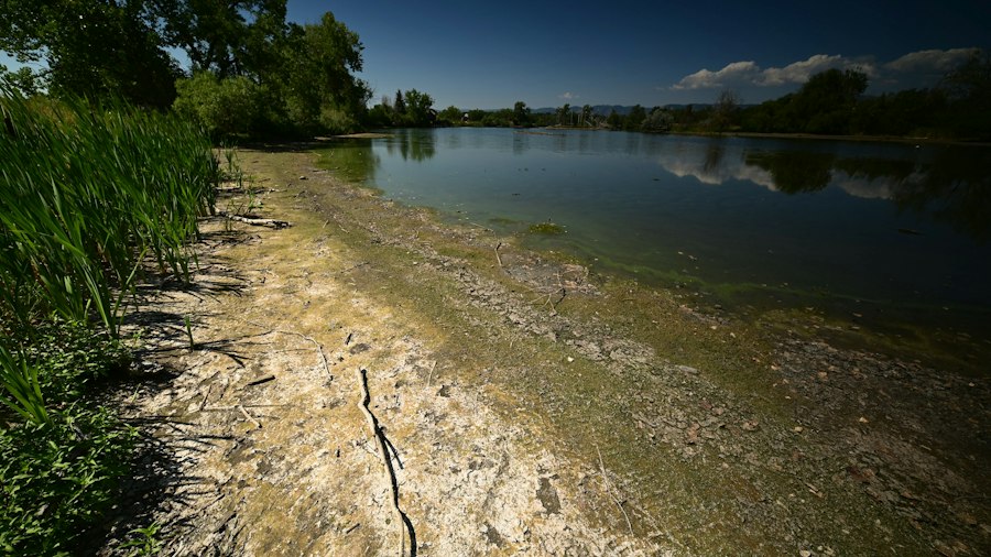 Photo lake drainage effects