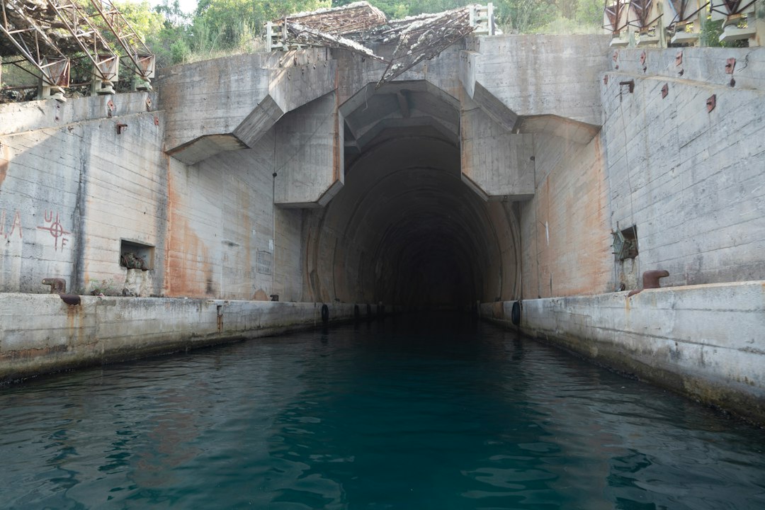 Photo failed canal trade project