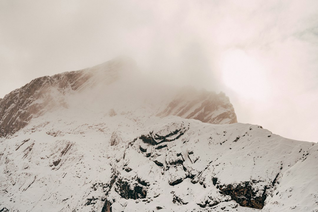 Photo Yungay avalanche cause